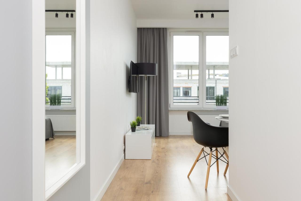 Wola Pet-Friendly Apartments With Ac Slawinska By Noclegi Renters Warsaw Exterior photo
