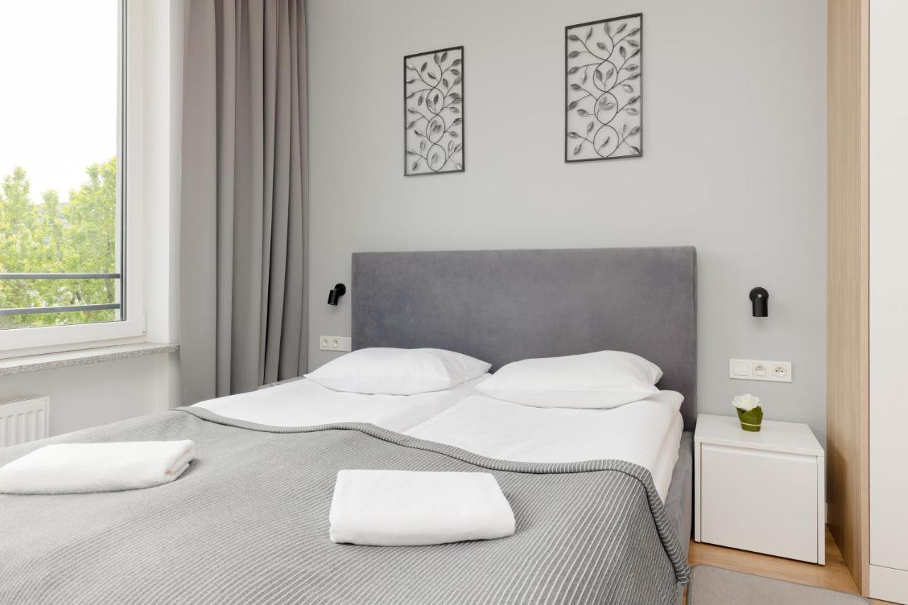 Wola Pet-Friendly Apartments With Ac Slawinska By Noclegi Renters Warsaw Exterior photo