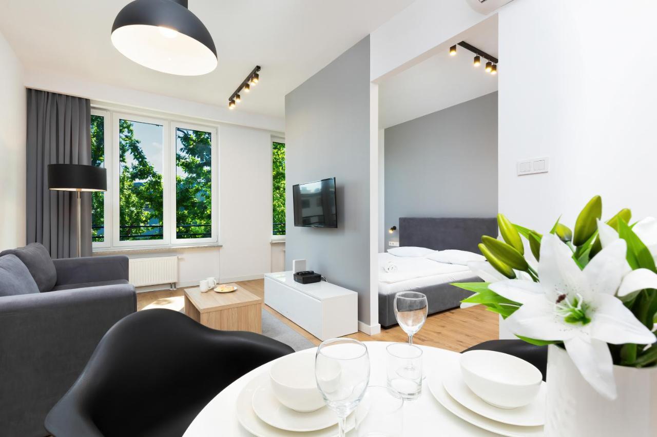 Wola Pet-Friendly Apartments With Ac Slawinska By Noclegi Renters Warsaw Exterior photo