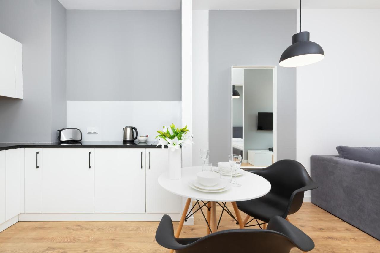 Wola Pet-Friendly Apartments With Ac Slawinska By Noclegi Renters Warsaw Exterior photo